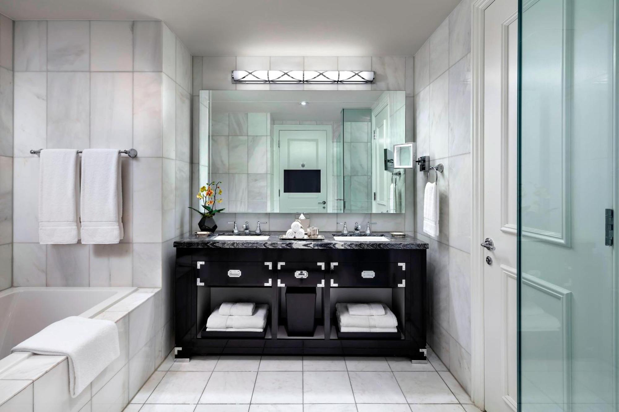 Deluxe Suite mit 1 Schlafzimmer und Stadtblick