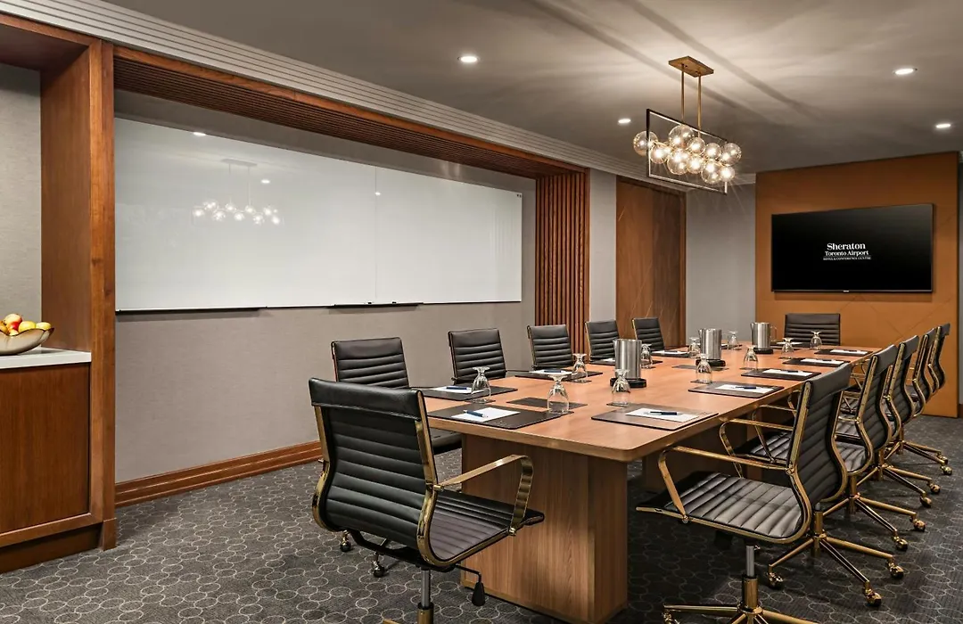 Sheraton Toronto Airport Hotel & Conference Centre-1