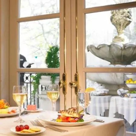 Grand Hotel & Suites-2